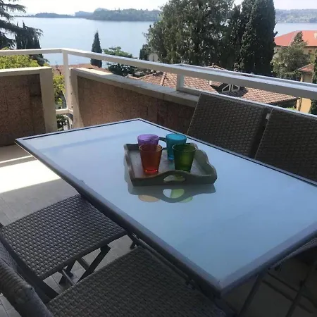 La Terrazza Sul Lago Appartement *